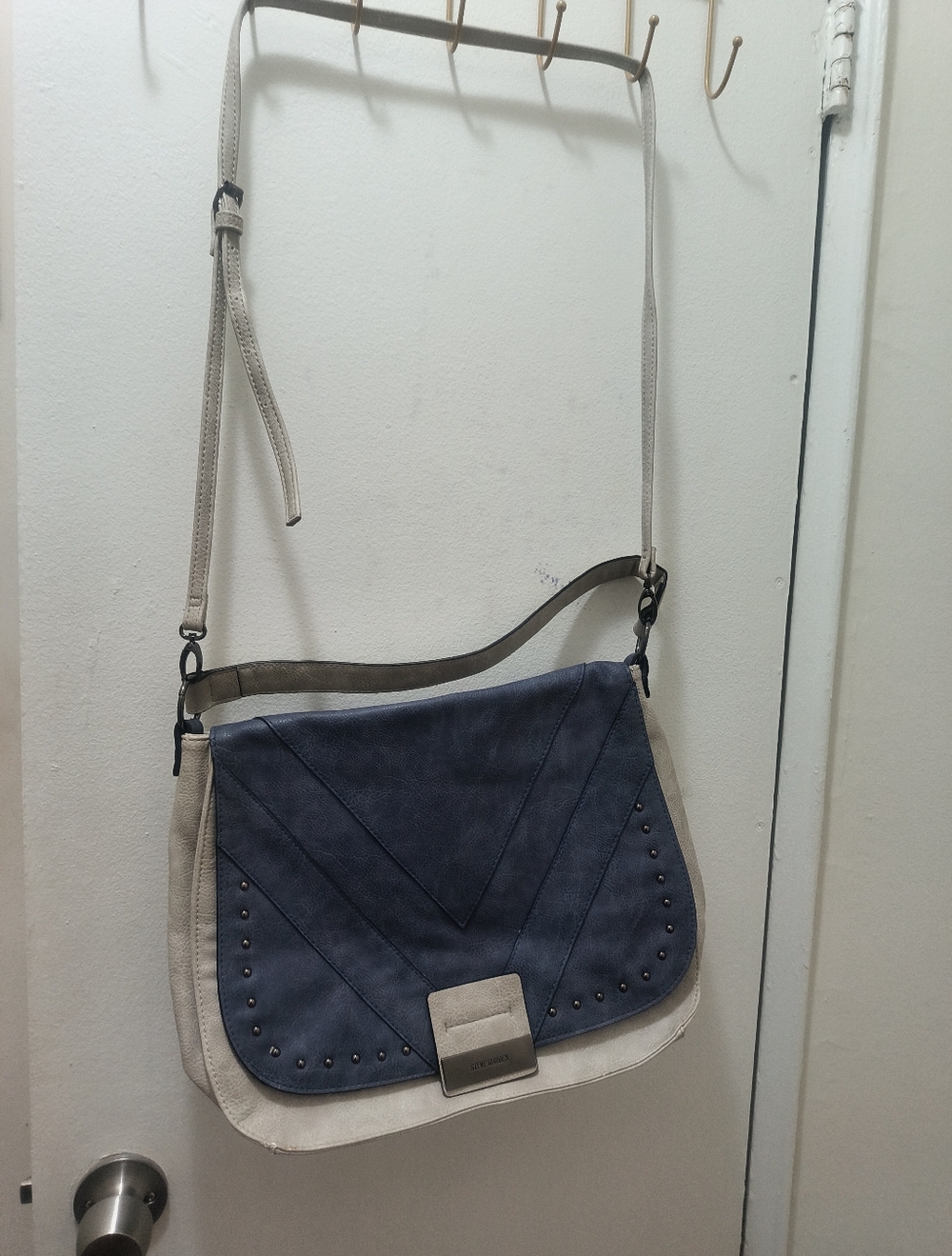Steve Madden Two-Tone Blue and Cream Crossbody Shoulder Bag